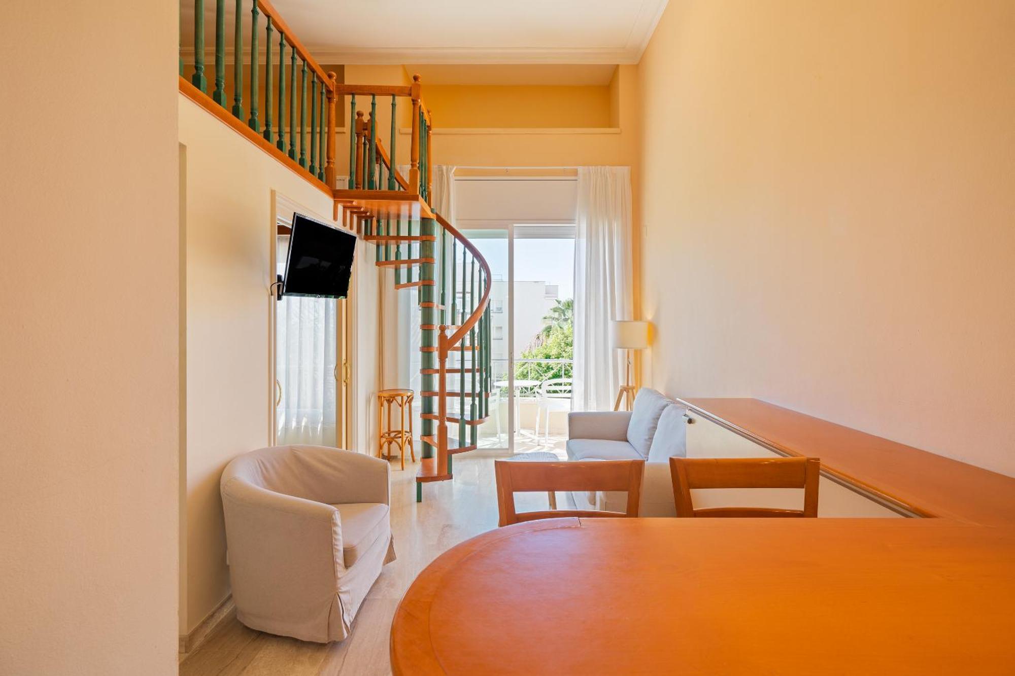 Marea Hotel Vilanova i la Geltru Exterior photo